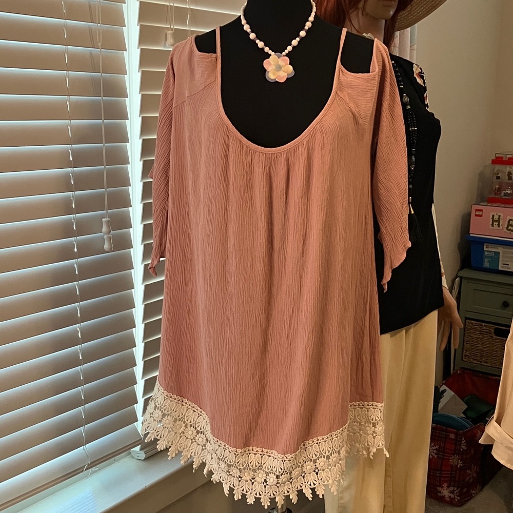 Persaya Dusty Rose Cold-Shoulder Tunic with Crochet Hem